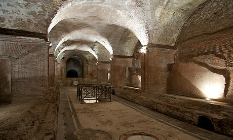 File:Mithraeum of the Baths of Caracalla.jpg