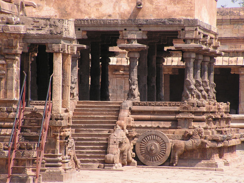 File:Airavateshwarar Darasuram.jpg