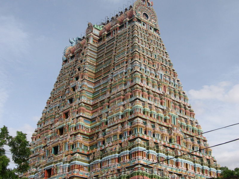 File:Srirangam Temple Gopuram (767010404).jpg