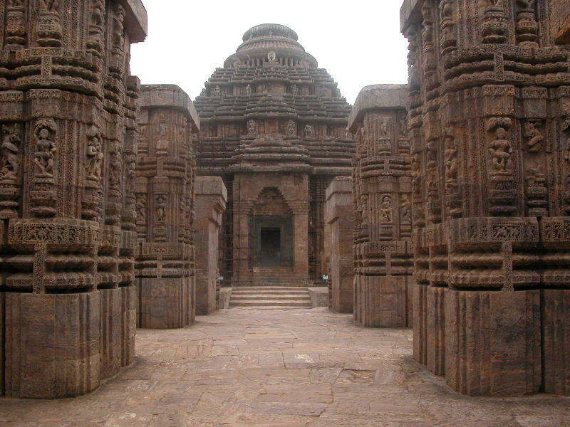 File:Konark Sun Temple Front view.jpg